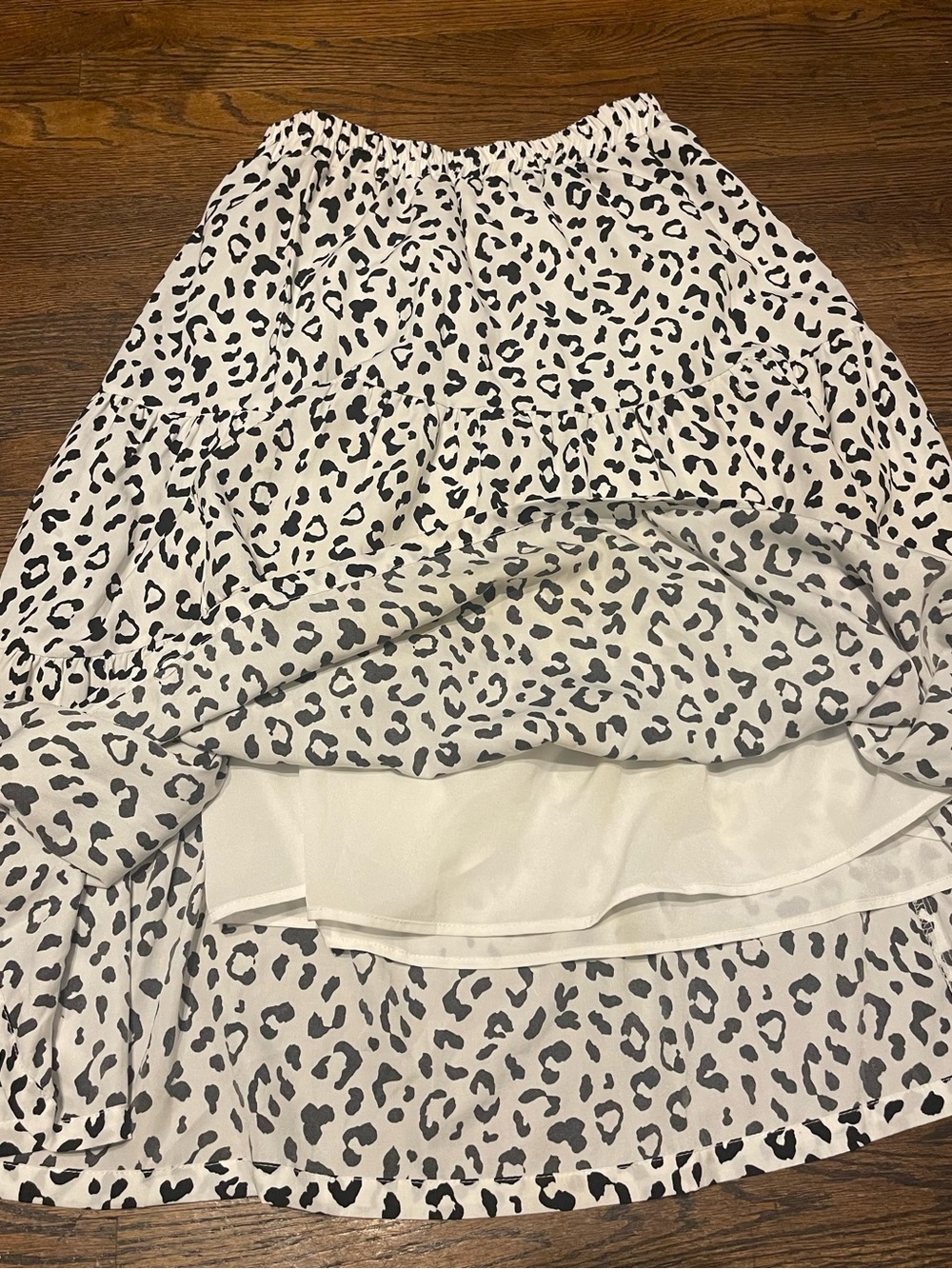 Black & White Dalmatian  casual chic Print Tiered Midi Skirt size M - Picture 4 of 14